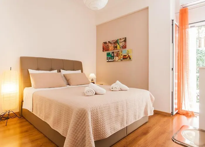 Flat In Historic City Center @Ipitou Str