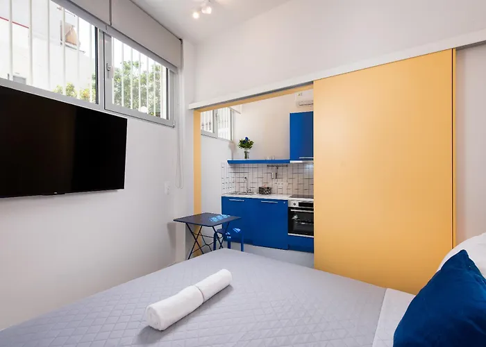 Bard Apartments, Athens